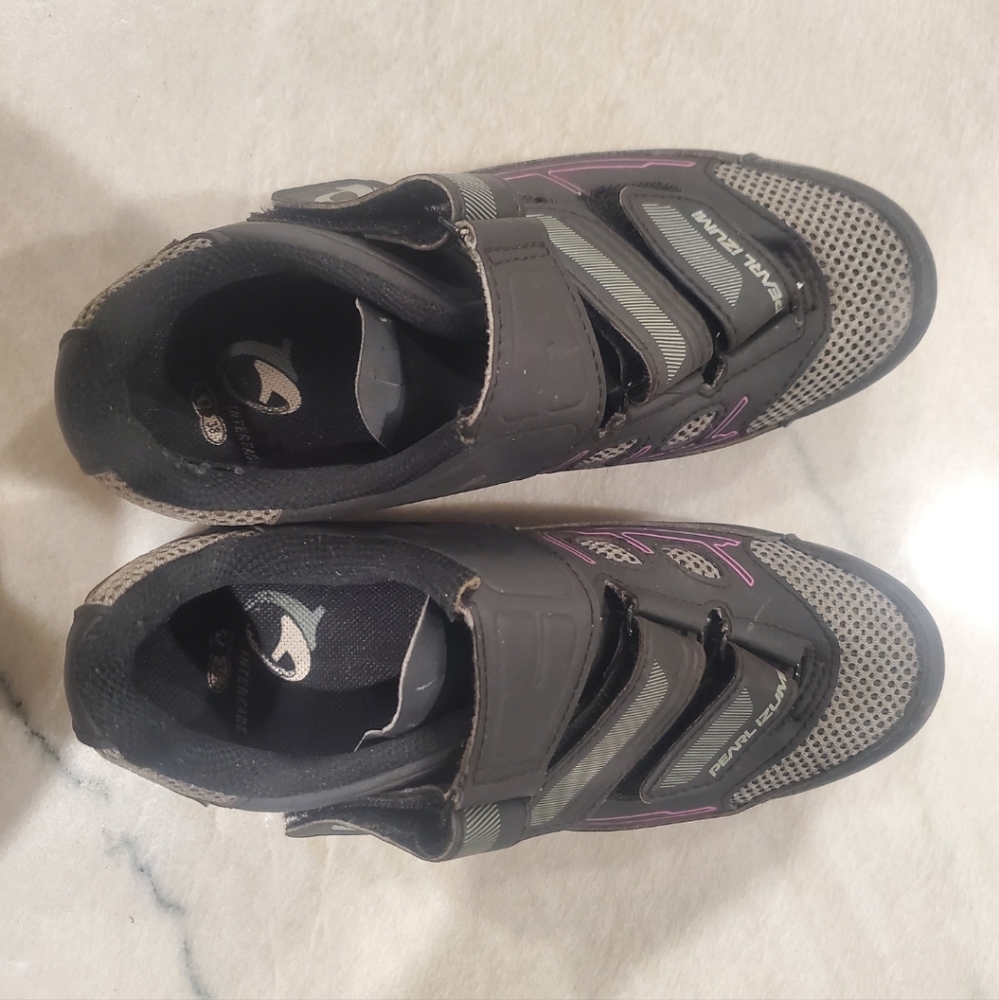 Pearl Izumi cycling shoes